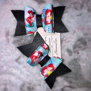 Hair bows